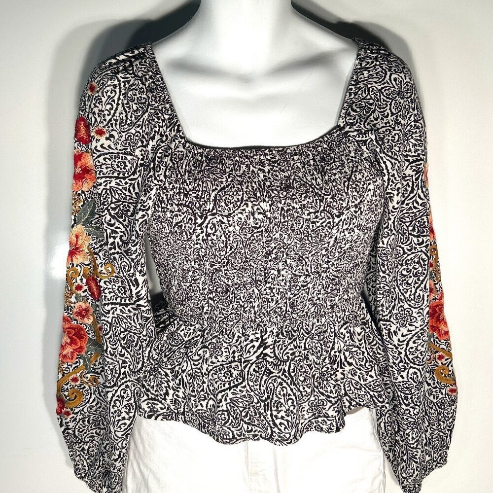 Savanna Jane SZS Black & White Embroidered Milkmaid Smocked Peasant Top Cottage